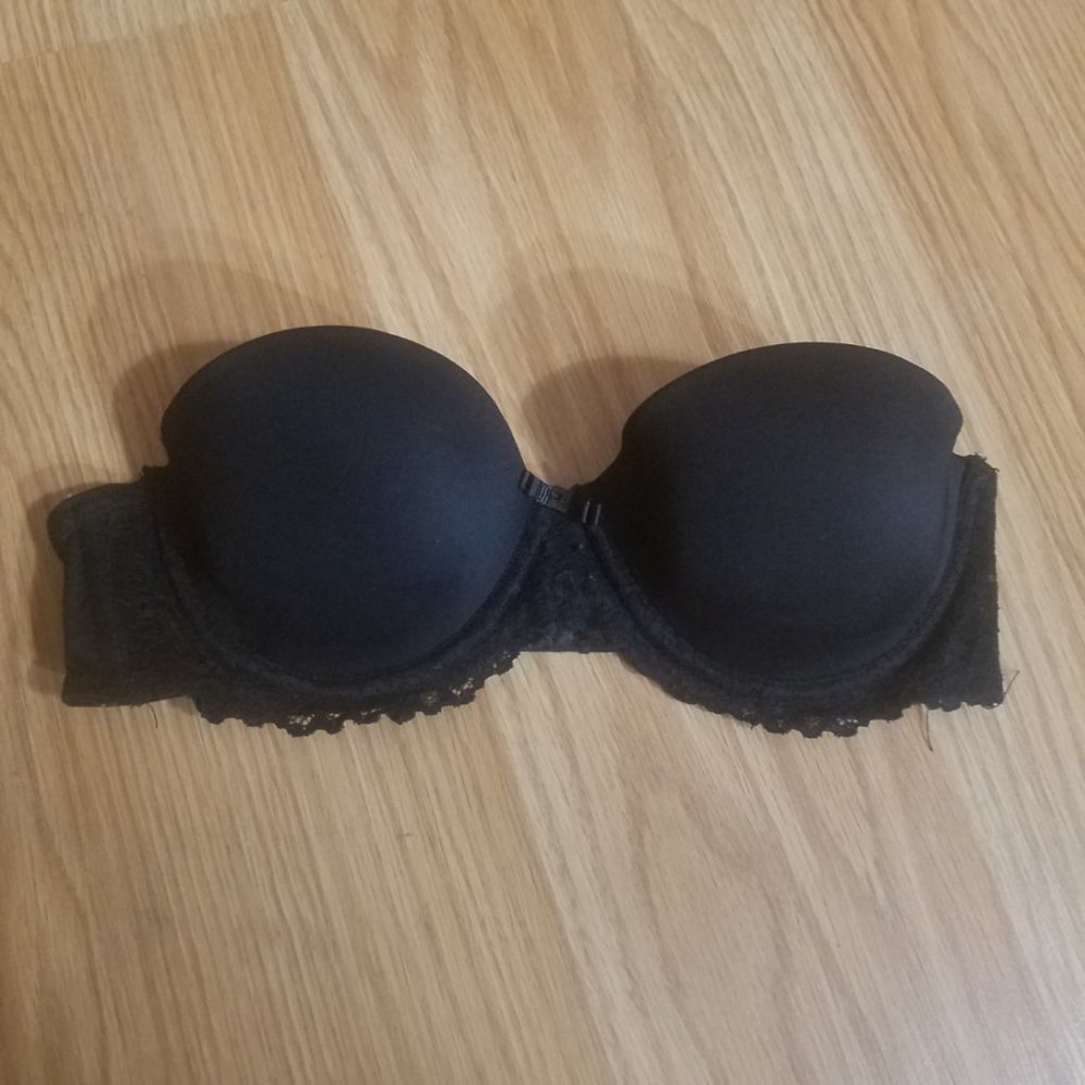 Flirtitude Black Strapless Push-up Bra 32B